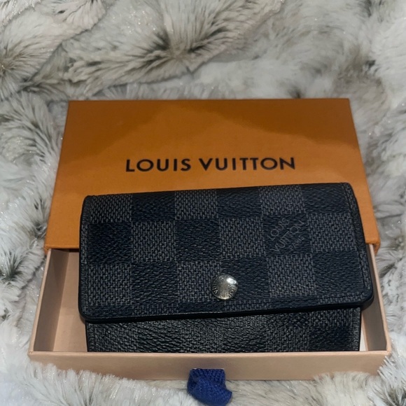 NWOT Demier LV 6 hook Keyholder - Picture 1 of 6